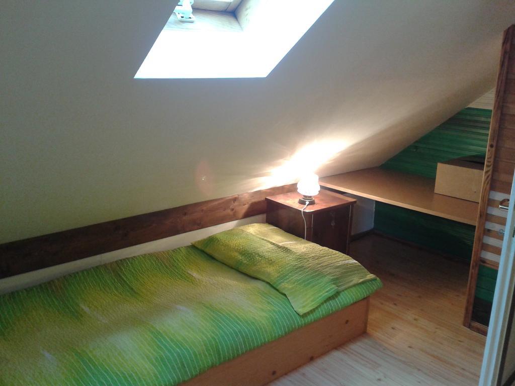 Holiday Home Prdelanca Luče Quarto foto